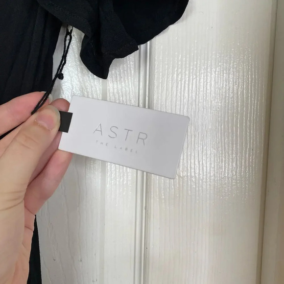 ASTR The Label Adeline Wrap Dress Black NWT Size XS Romantic Witchy Goth Flirty - Picture 7 of 8